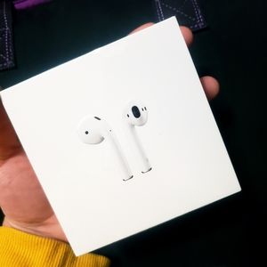 Brand New Apple AirPods With Charging  Case White Air Pods